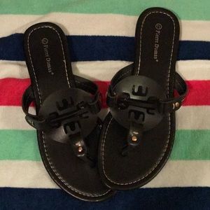 Pierre Dumas Sandals